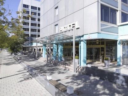 Holiday Inn Munich-Schwabing エクステリア 写真